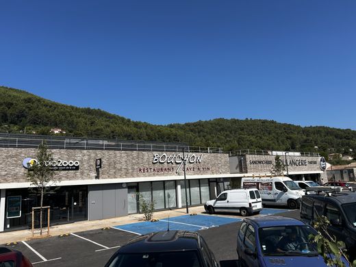 Office in Cuers, Var