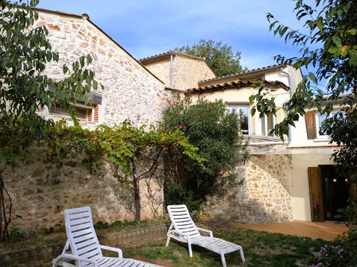 Luxus-Haus in Brissac, Hérault