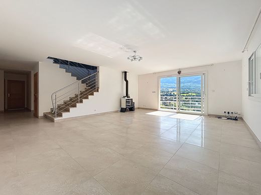 Luxus-Haus in Tresserve, Savoy