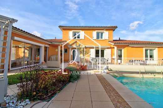 Villa in Corbas, Rhône