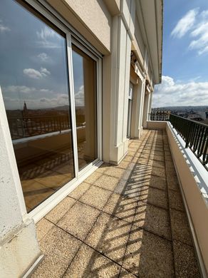 Apartment in Vichy, Allier
