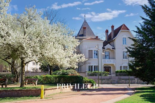 Luxury home in Caluire-et-Cuire, Rhône