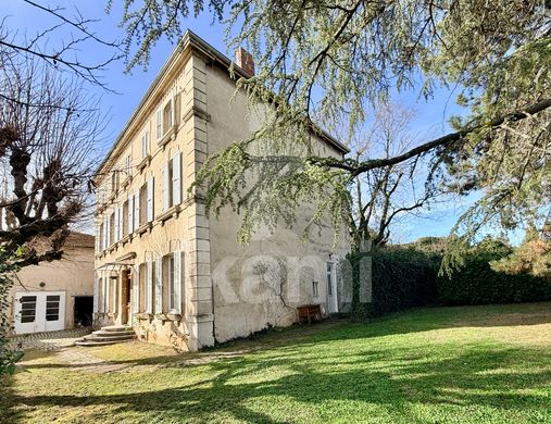 Luxus-Haus in Anneyron, Drôme