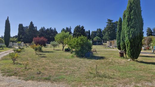 Caumont-sur-Durance, Vaucluseの高級住宅