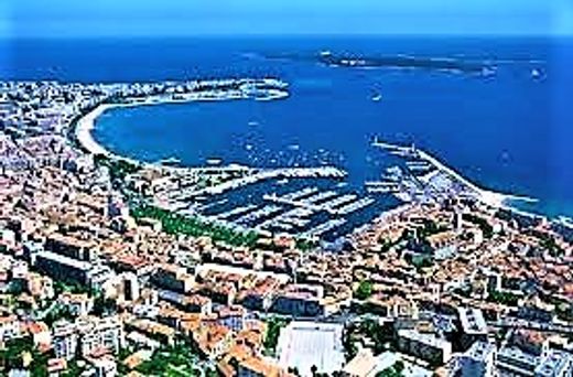 Luxury home in Cannes, Alpes-Maritimes