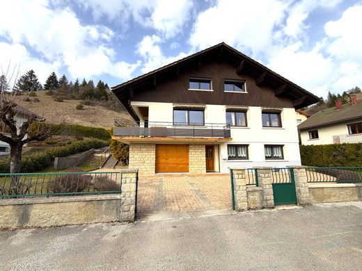 Casa de luxo - La Cluse-et-Mijoux, Doubs
