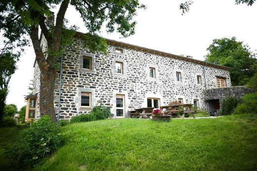 Luxury home in Saint-Front, Haute-Loire