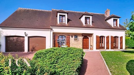 Luxury home in Montsoult, Val d'Oise
