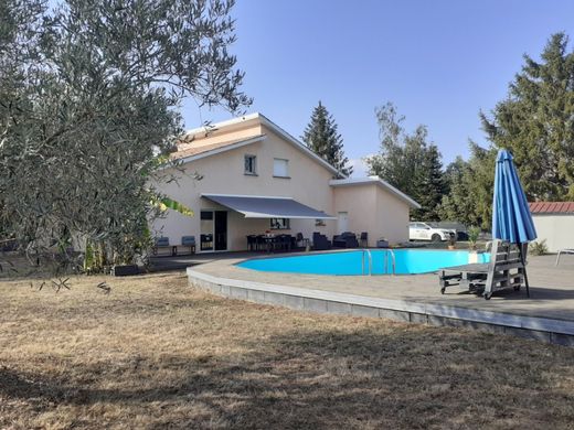 ‏בתי יוקרה ב  Sainte-Eulalie, Gironde