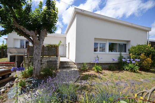 Luxus-Haus in Étaules, Charente-Maritime