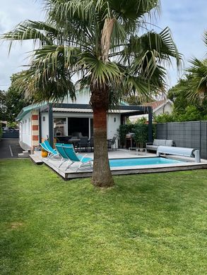 Villa in Arcachon, Gironde