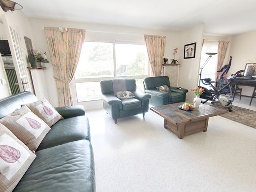 豪宅  Cernay-la-Ville, Yvelines