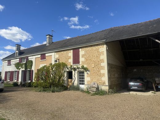 Luxus-Haus in Raslay, Vienne