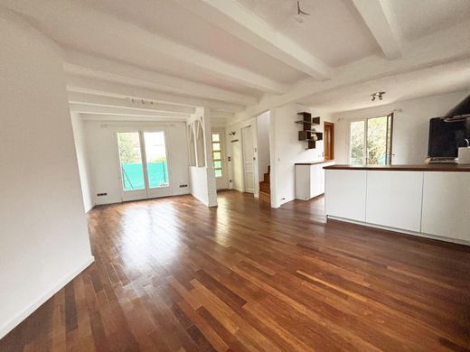 Luxury home in Joinville-le-Pont, Val-de-Marne
