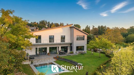 Βίλα σε Thionville, Moselle