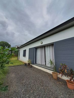 Luxe woning in Saint-Joseph, Réunion