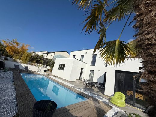 Maison de luxe à Thionville, Moselle