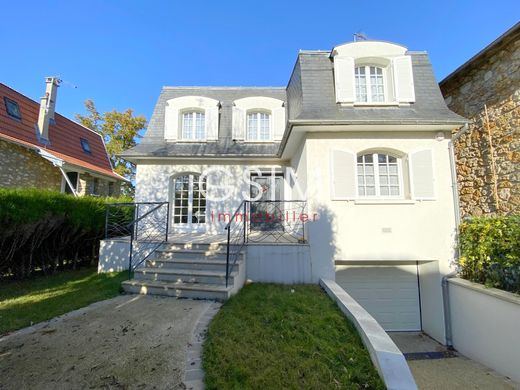Luxury home in La Celle-Saint-Cloud, Yvelines