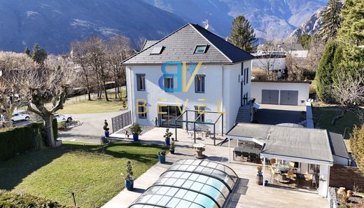 Luksusowy dom w Saint-Martin-sur-la-Chambre, Savoy