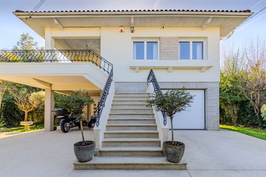 Luxus-Haus in Caudéran, Gironde
