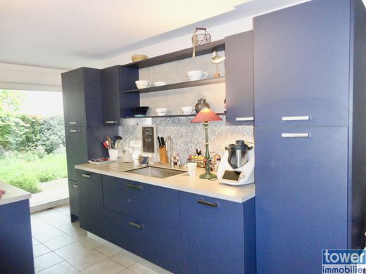 Luxe woning in Floirac (Gironde), Gironde