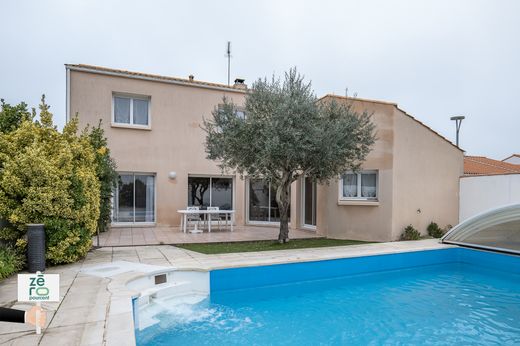 Luxury home in Les Sables-d'Olonne, Vendée