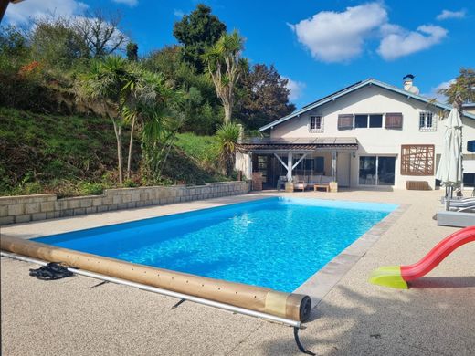 Πολυτελή κατοικία σε Cagnotte, Landes