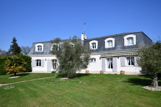 Maison de luxe à Châteaubriant, Loire-Atlantique