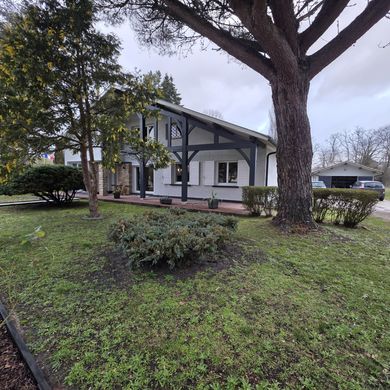 Luxury home in Sore, Landes