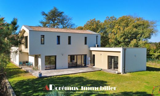 Luxury home in Bouliac, Gironde