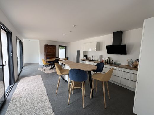 Luksusowy dom w Breuillet, Charente-Maritime