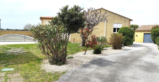 Luxus-Haus in Saint-Gervasy, Gard