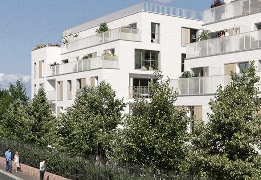 Apartment / Etagenwohnung in Asnières-sur-Seine, Hauts-de-Seine