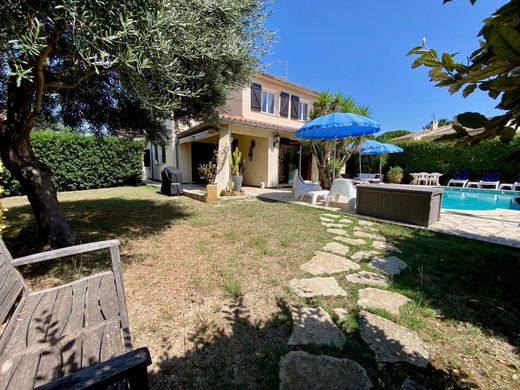 别墅  Lattes, Hérault