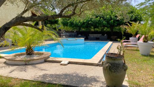 Luxury home in Saint-Bauzille-de-Putois, Hérault