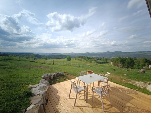 Luxury home in Coucouron, Ardèche