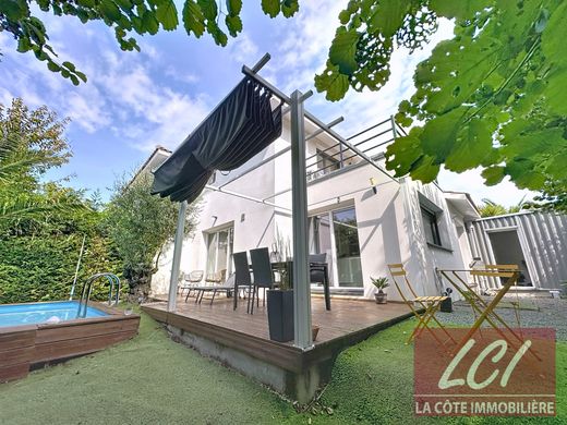 Luxury home in Gujan-Mestras, Gironde