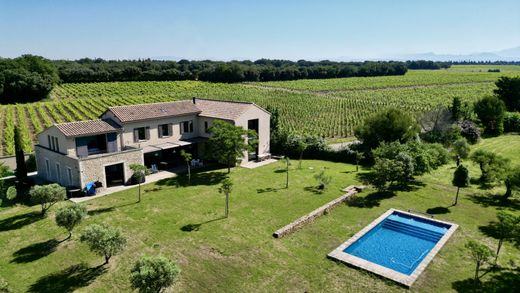 Villa in Châteauneuf-du-Pape, Vaucluse