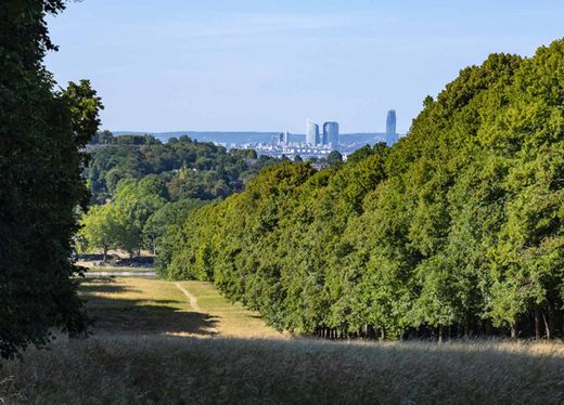Apartment in Clamart, Hauts-de-Seine