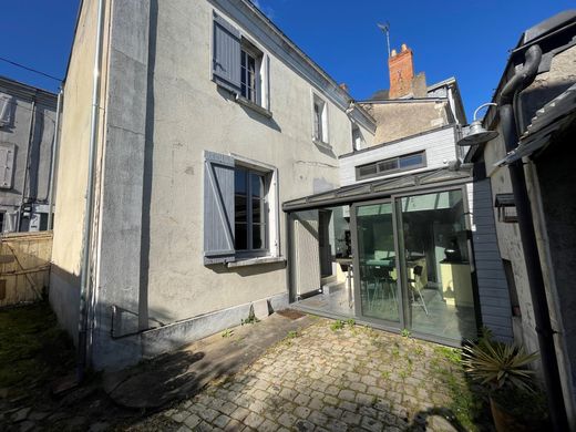 Luxe woning in Angers, Maine-et-Loire