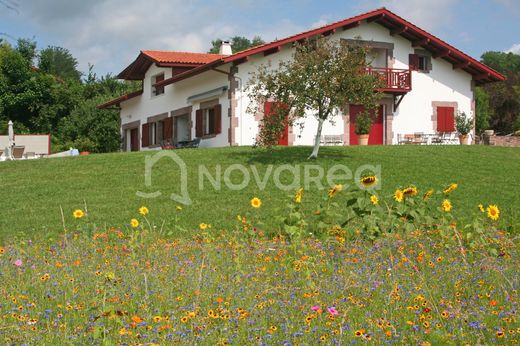 Luxury home in Saint-Jean-Pied-de-Port, Pyrénées-Atlantiques