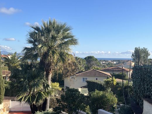 Luksusowy dom w Saint-Aygulf, Var