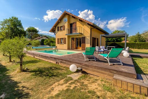 Luxury home in Saint-Pierre-de-Curtille, Savoy