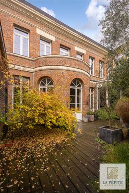 Элитный дом, Валансьен, North