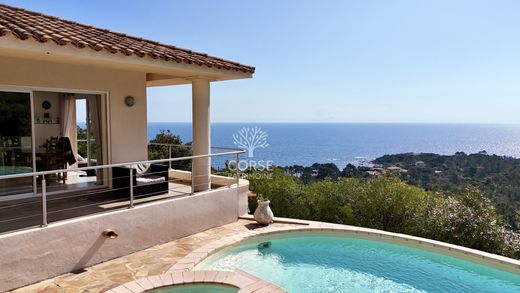 Πολυτελή κατοικία σε Sari-Solenzara, South Corsica