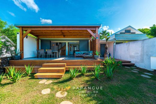 Luxury home in Saint-Joseph, Réunion