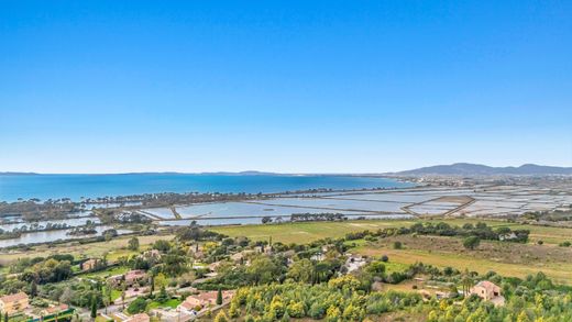 Вилла, La Londe-les-Maures, Var