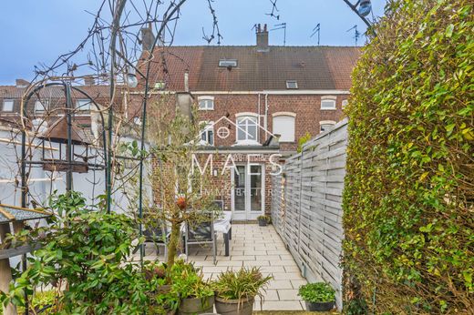 Luxury home in Wambrechies, North