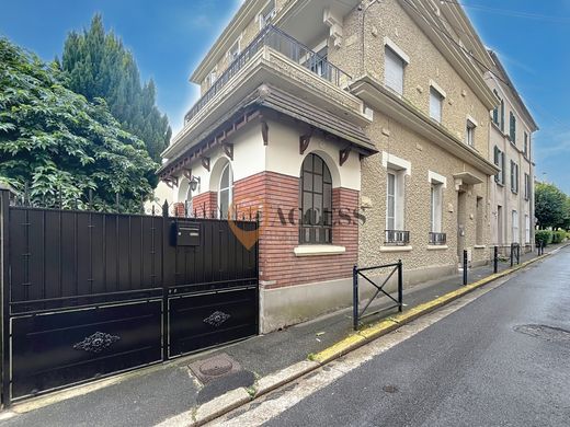 Luxury home in Groslay, Val d'Oise