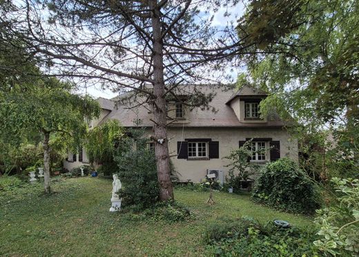 Casa de lujo en Septeuil, Yvelines
